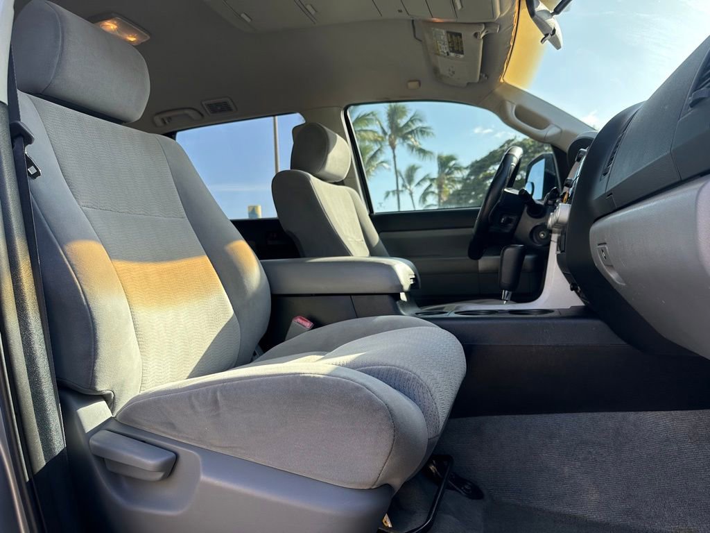 Used 2008 Toyota Sequoia SR5 image 9