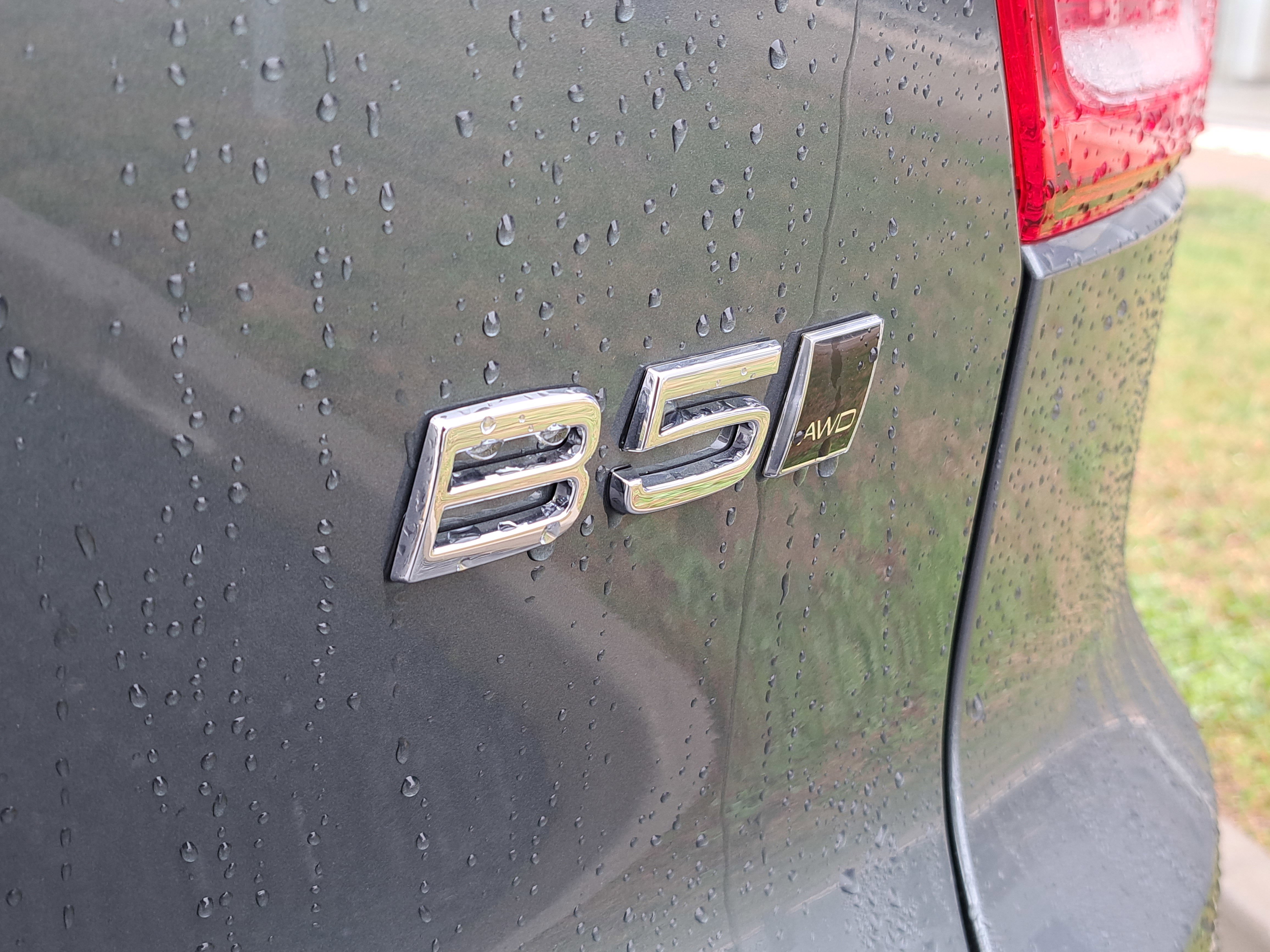 New 2026 Volvo XC40 B5 Plus w/ Climate Package image 8