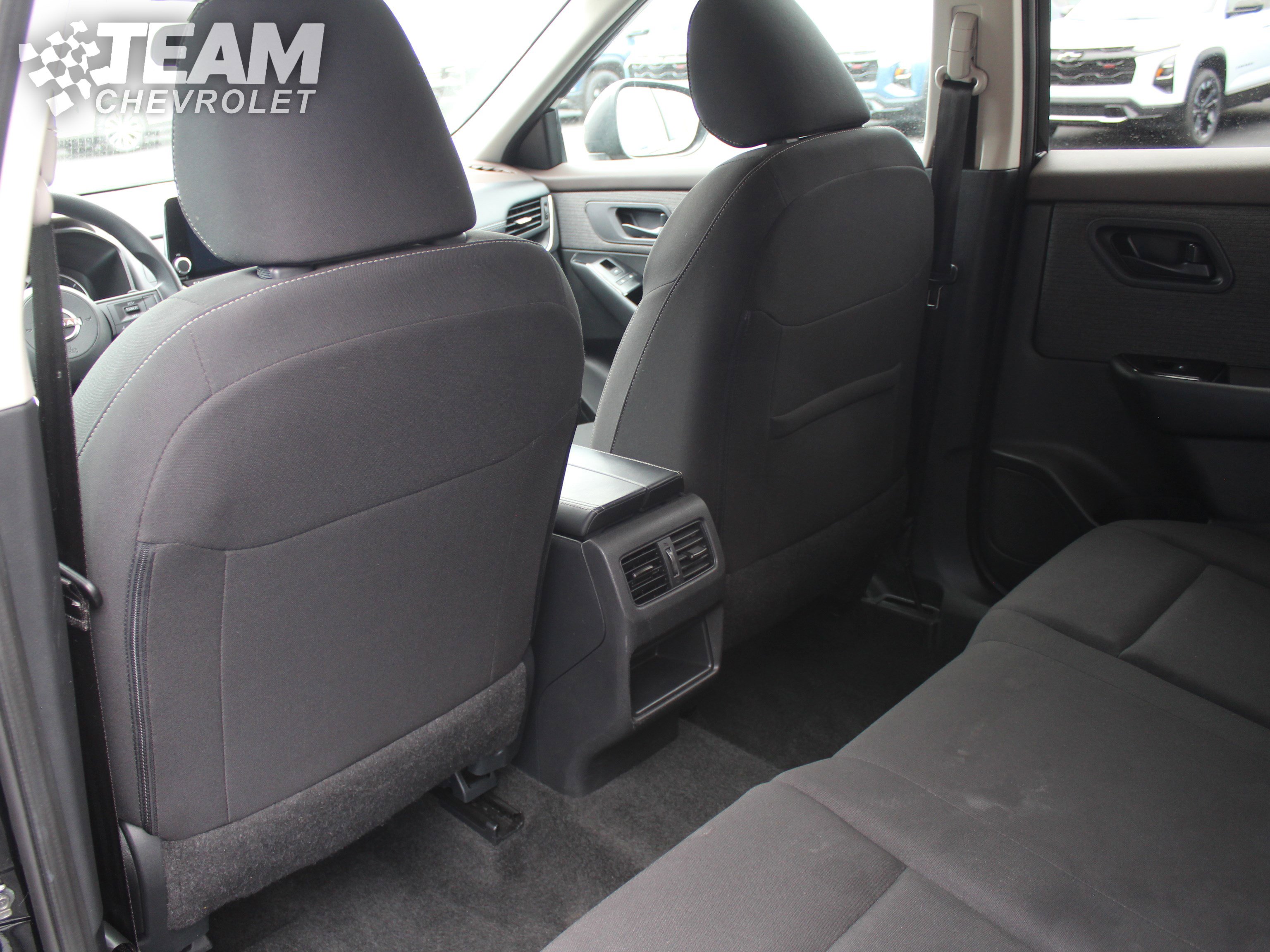 Used 2023 Nissan Rogue S AWD/4WD image 20