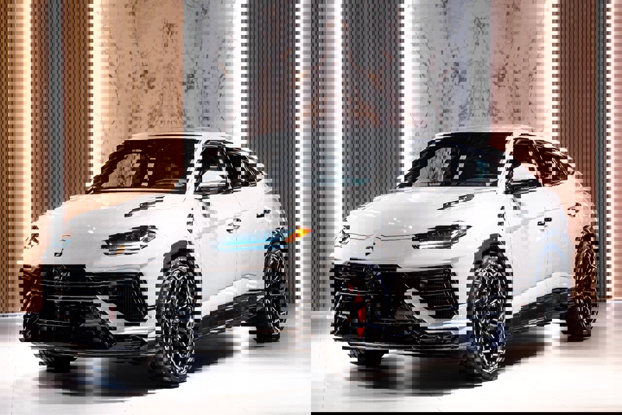 Used 2023 Lamborghini Urus Performante