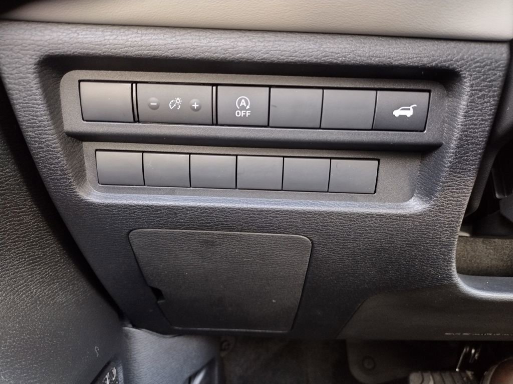 New 2026 Mitsubishi Outlander SE image 21