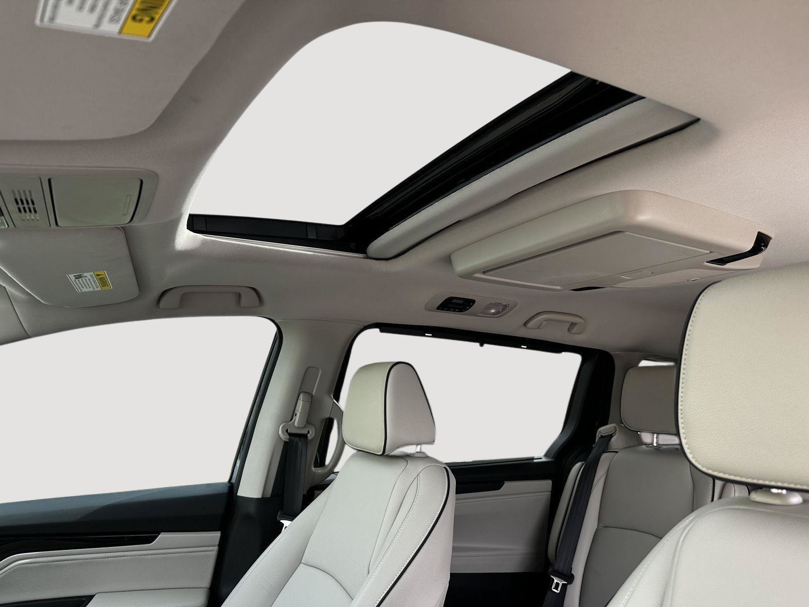 Certified 2026 Honda Odyssey Touring image 20