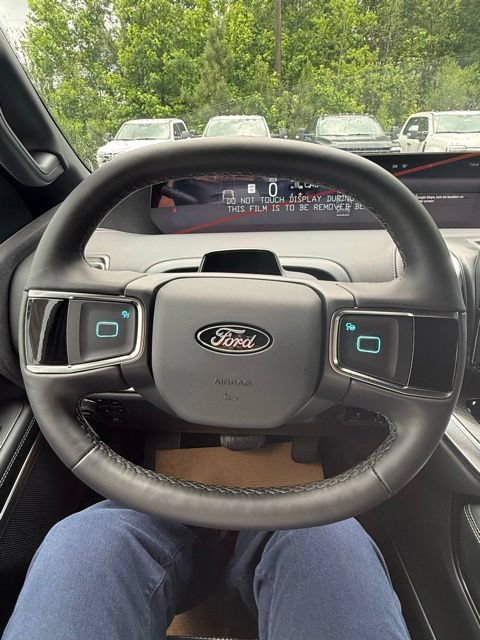 New 2026 Ford Expedition Max Platinum w/ Stealth Performance Package AWD/4WD image 14