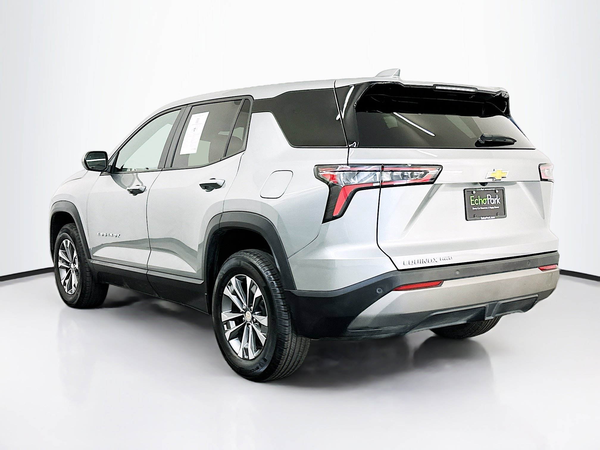 Used 2025 Chevrolet Equinox LT image 5