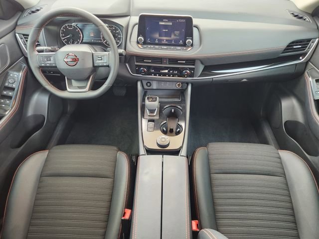 Certified 2025 Nissan Rogue SV AWD/4WD image 22