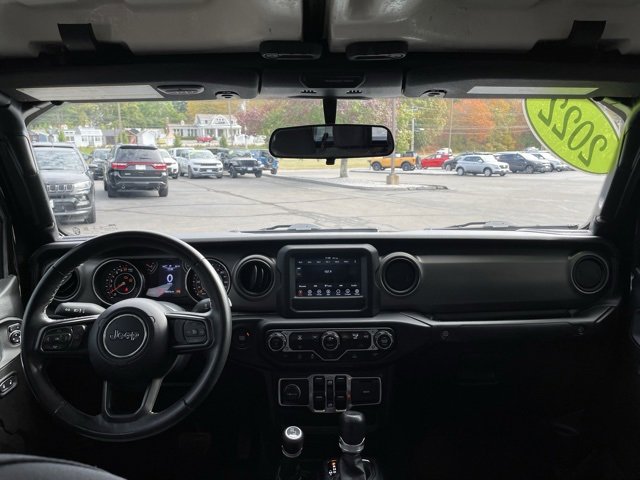 Used 2022 Jeep Gladiator Sport image 12
