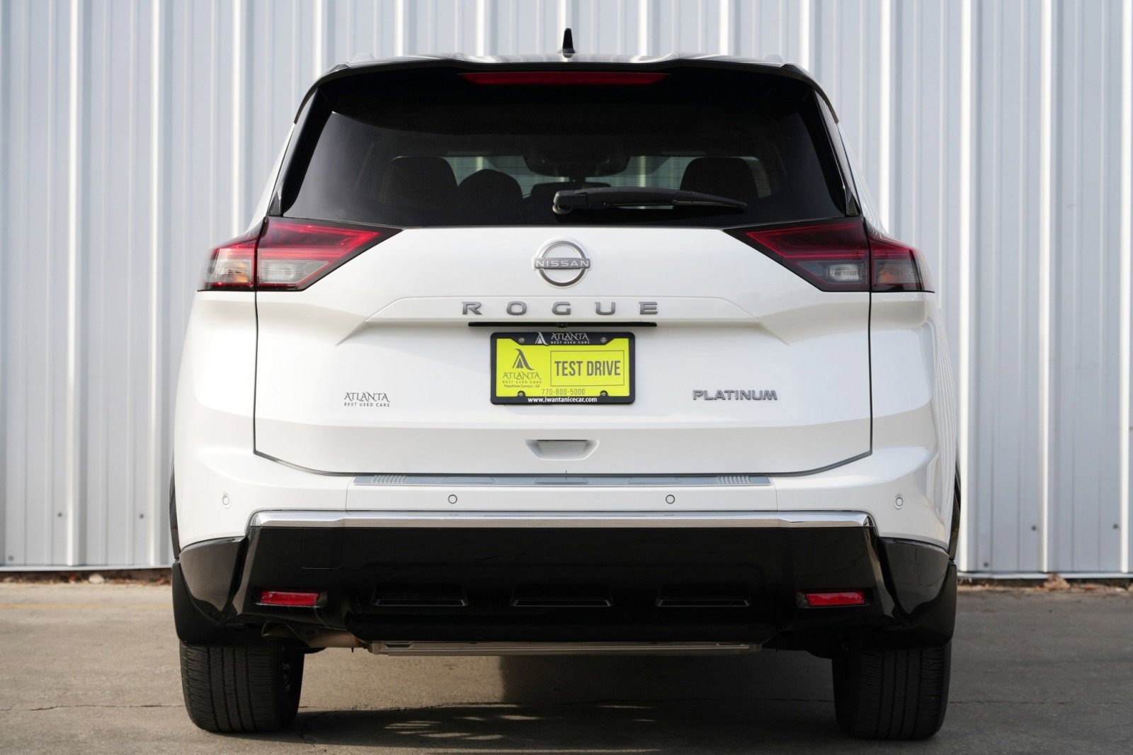 Used 2024 Nissan Rogue Platinum w/ Platinum Premium Package FWD image 10