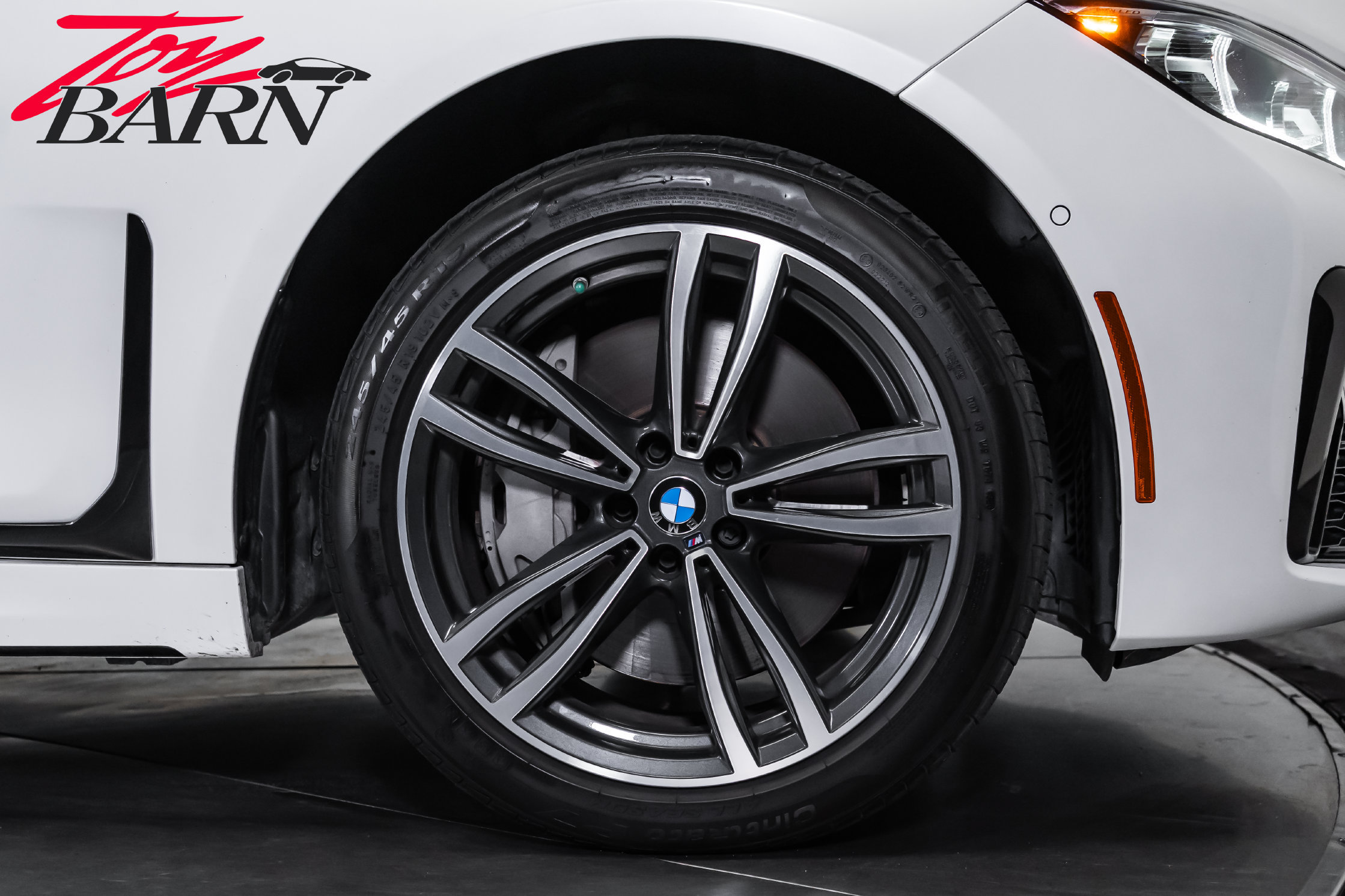Used 2021 BMW 750i xDrive w/ Executive Package AWD/4WD image 16