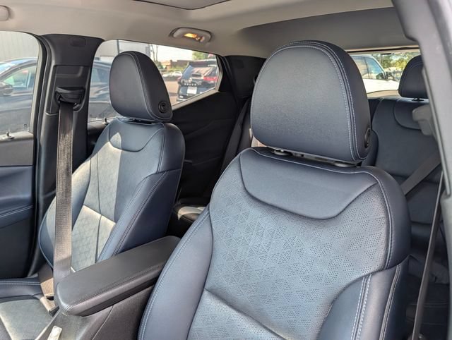 Used 2023 Chevrolet Bolt EUV Premier w/ Sun & Sound Package FWD image 13