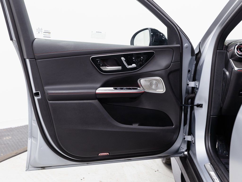 Used 2025 Mercedes-Benz GLC 63 AMG S w/ Driver Assistance Package image 5