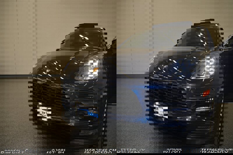 Used 2020 Porsche Macan S image 48