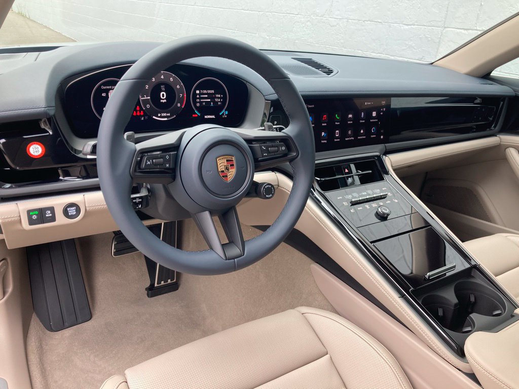 New 2025 Porsche Panamera 4 AWD/4WD image 4