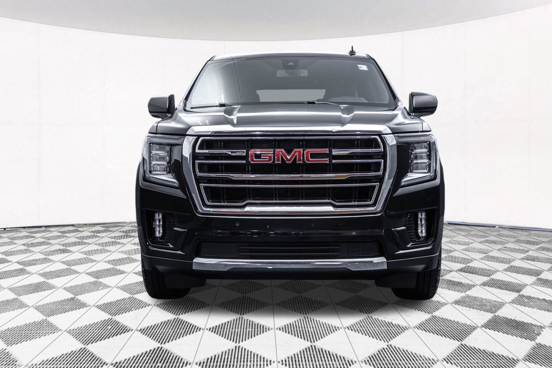 Used 2021 GMC Yukon XL SLT image 16