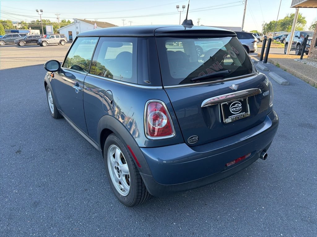 Used 2011 MINI Cooper Hardtop FWD image 3