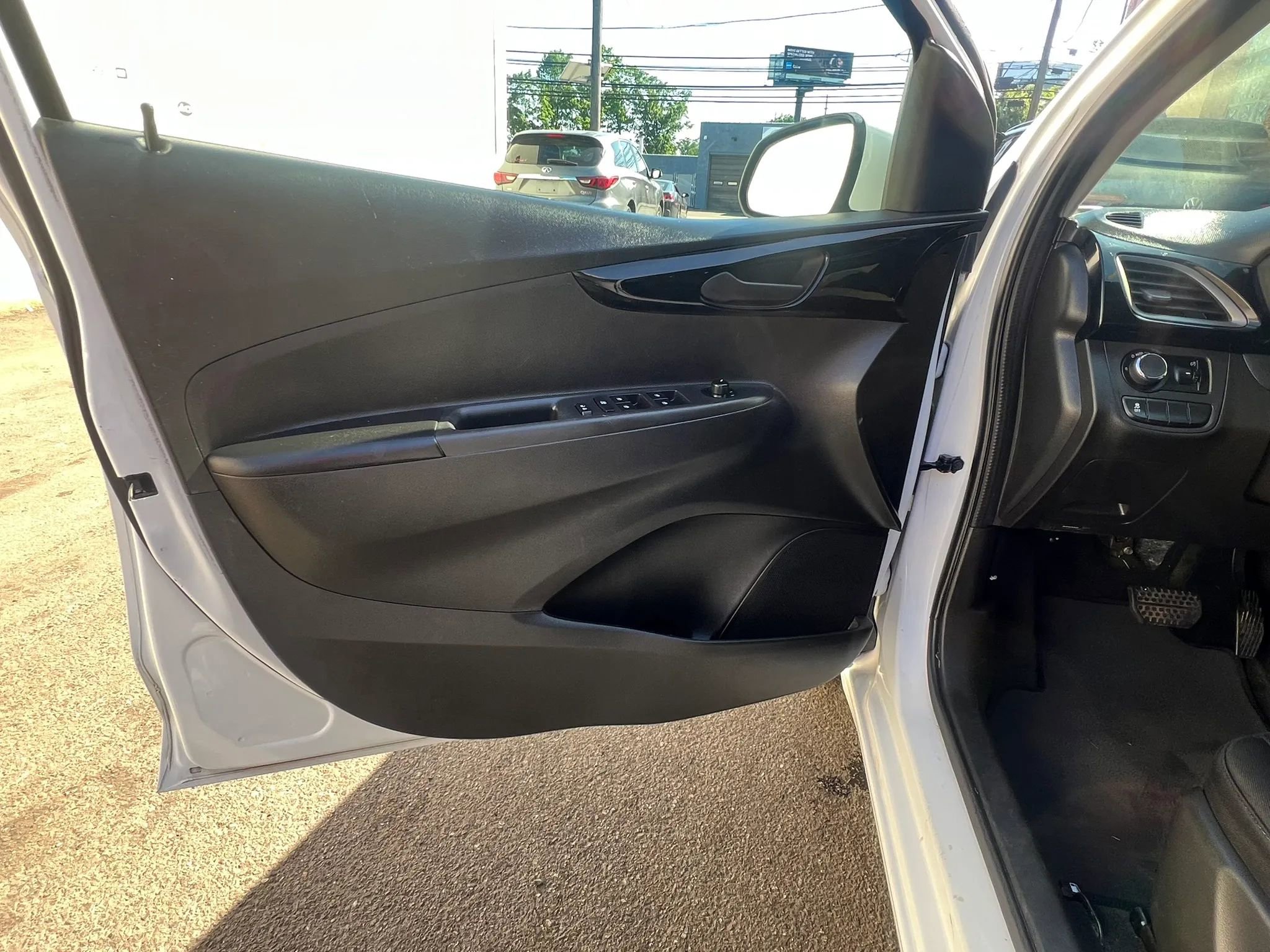 Used 2020 Chevrolet Spark LT FWD image 12
