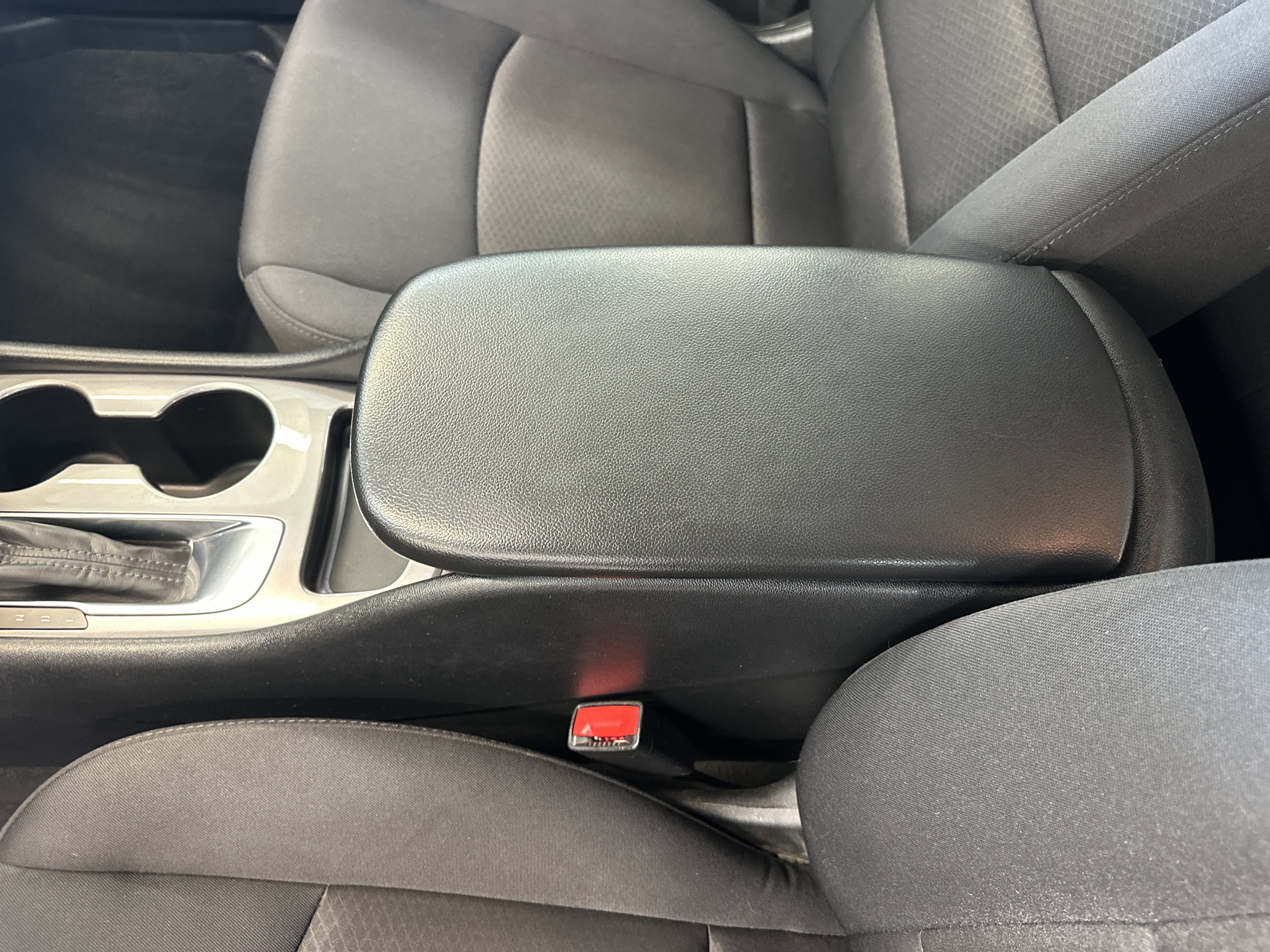 Used 2020 Chevrolet Malibu LS image 25