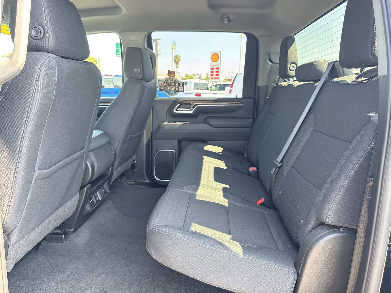 Used 2025 Chevrolet Silverado 2500 LT w/ Convenience Package image 24