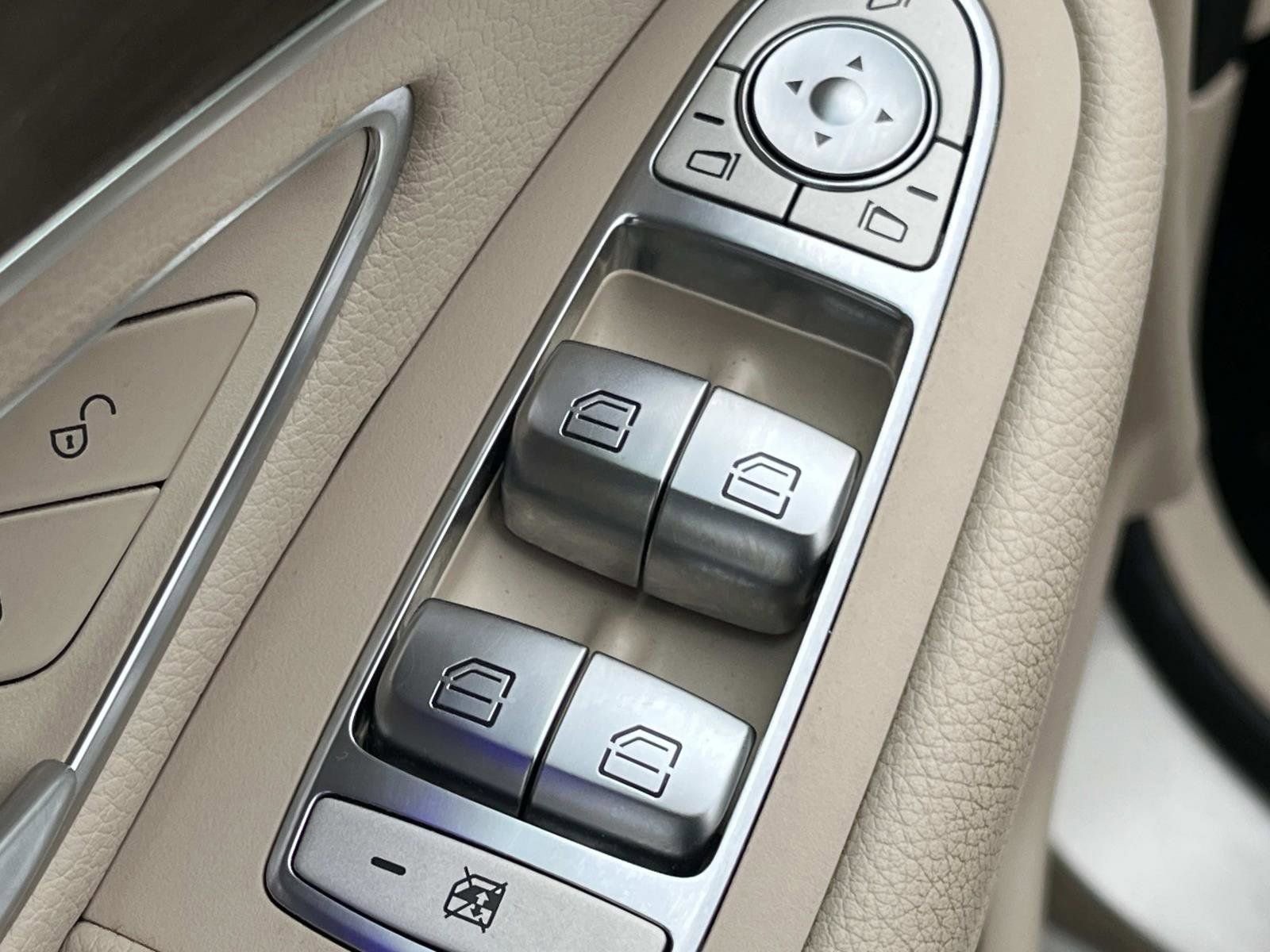 Certified 2021 Mercedes-Benz GLC 300 image 19