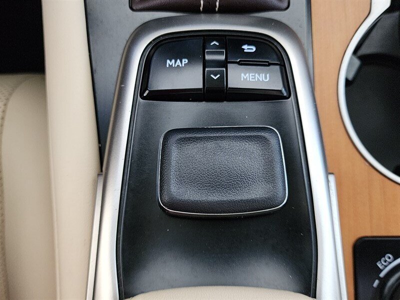 Used 2019 Lexus RX 450h AWD w/ Navigation Package image 57