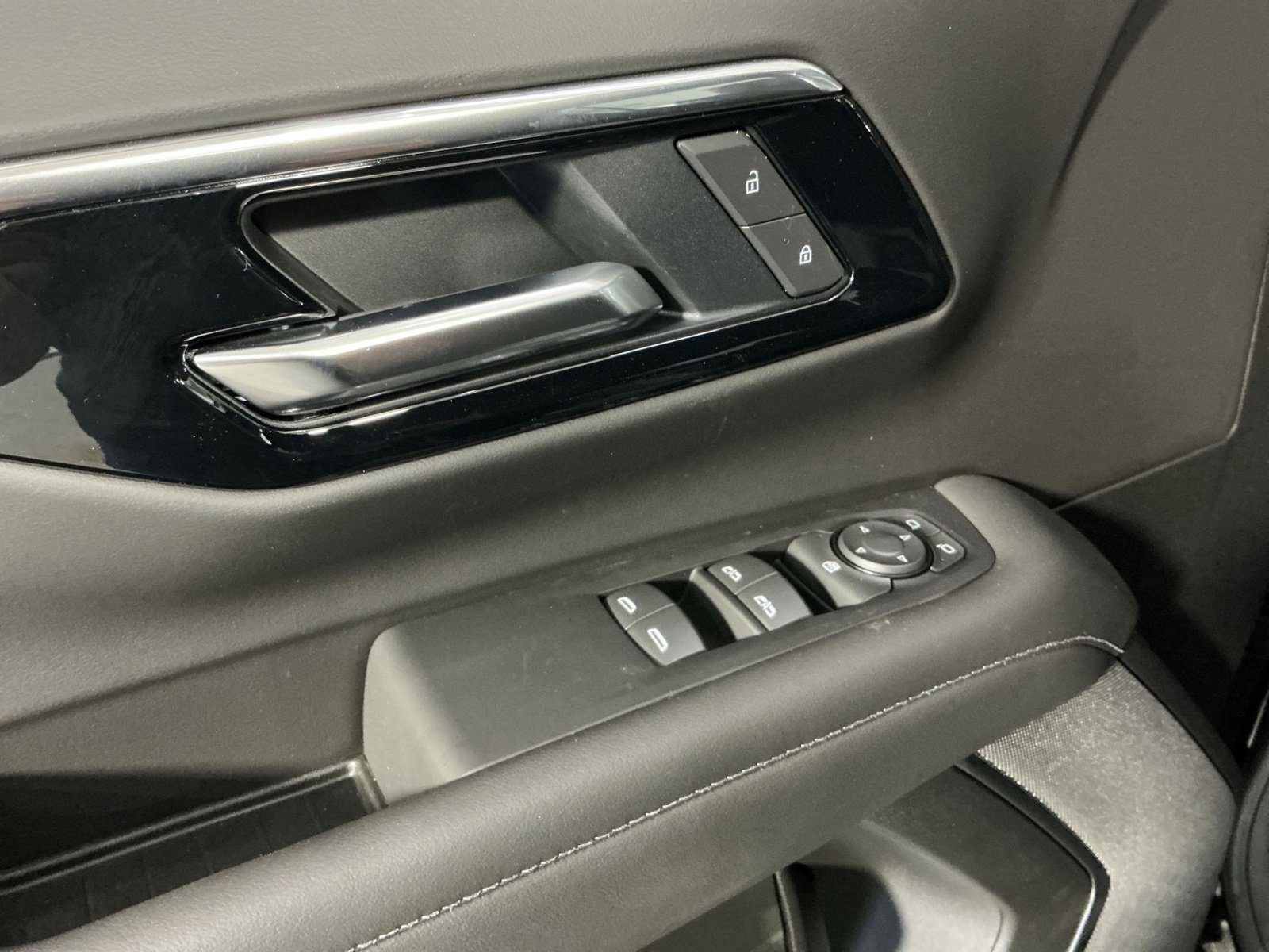 New 2026 Chevrolet Tahoe LS image 16