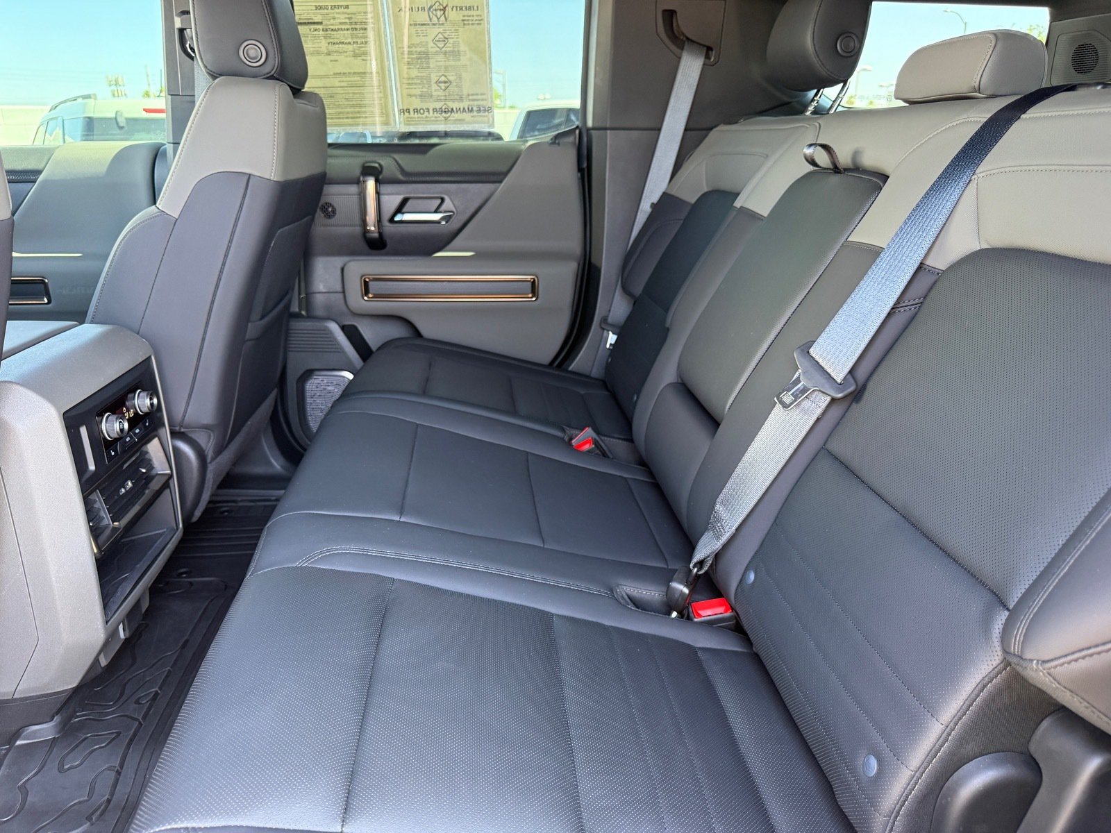 Used 2024 GMC Hummer EV 2X w/ Extreme Off-Road Package AWD/4WD image 25