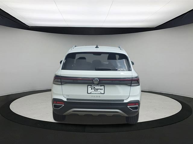 New 2025 Volkswagen Taos SE image 6