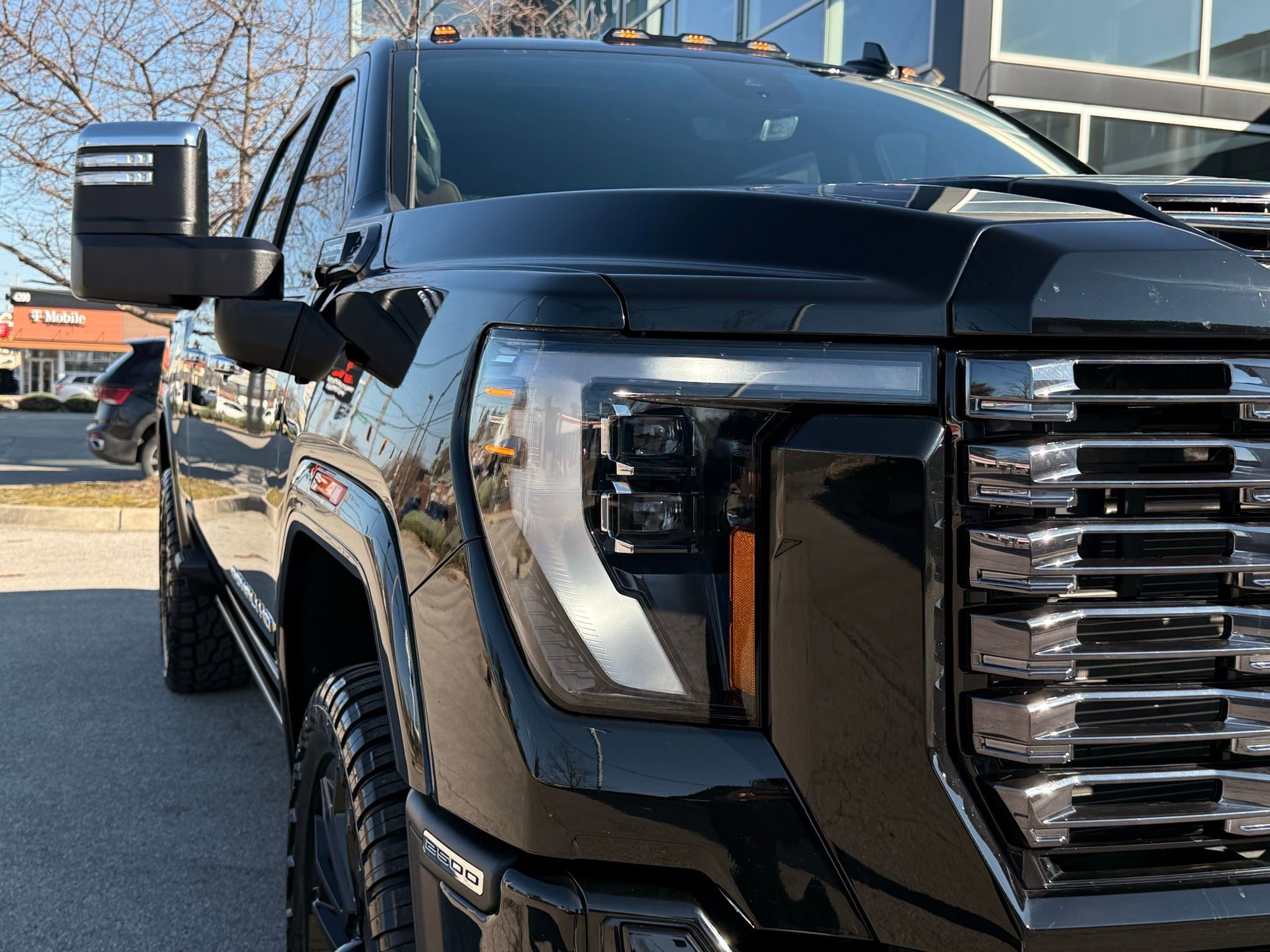 Used 2025 GMC Sierra 2500 Denali Ultimate image 7