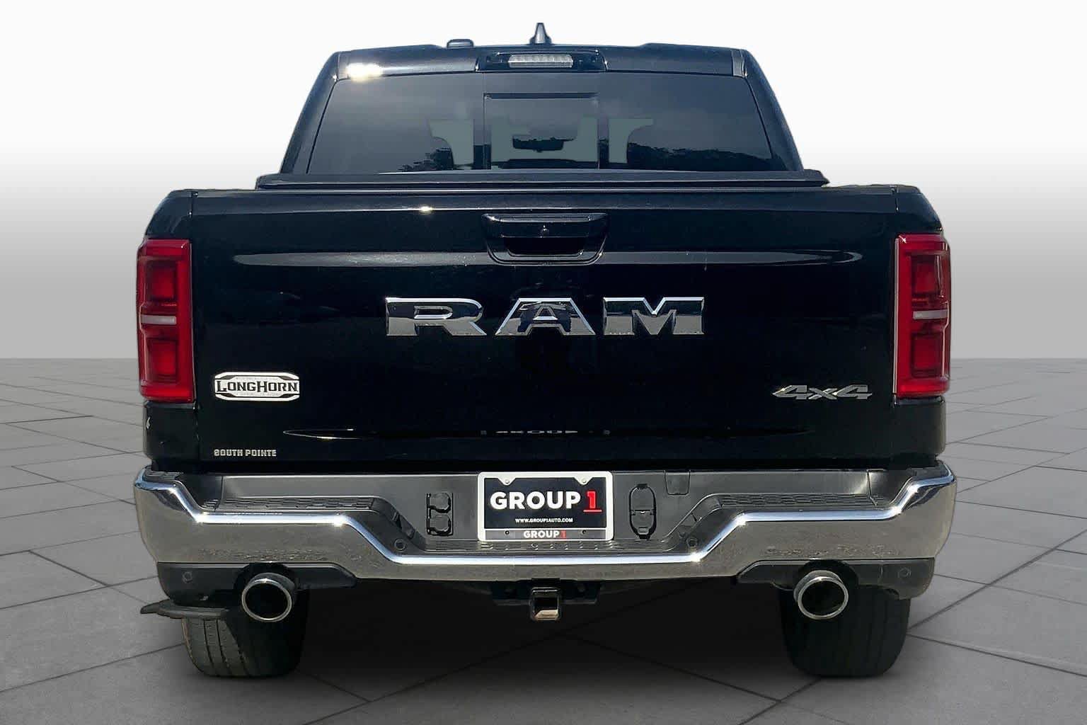 Used 2025 RAM 1500 Limited AWD/4WD image 5