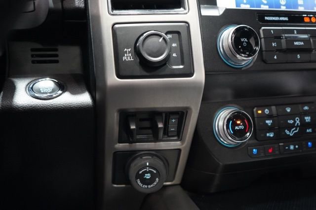 Used 2021 Ford F350 Platinum w/ Snow Plow Prep Package image 28