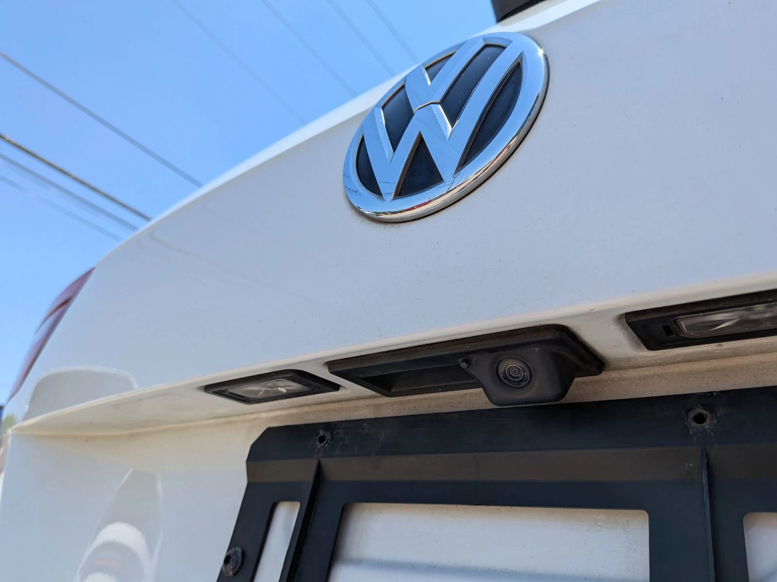 Used 2021 Volkswagen Tiguan SEL AWD/4WD image 18