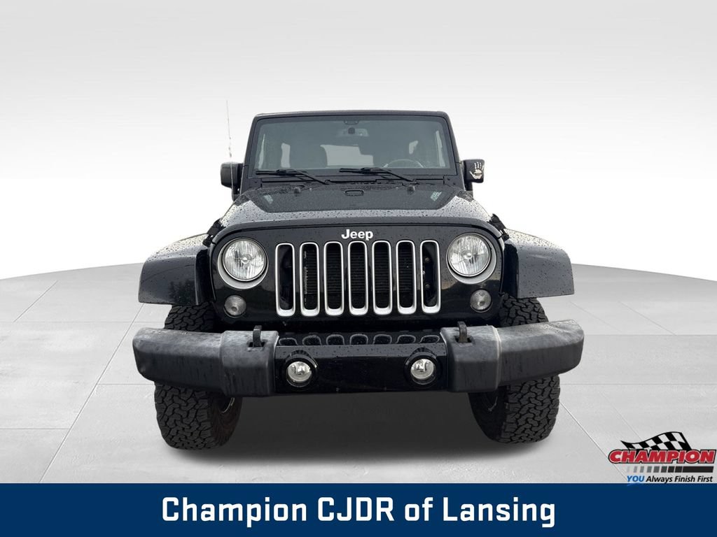 Used 2016 Jeep Wrangler Unlimited Sahara AWD/4WD image 10