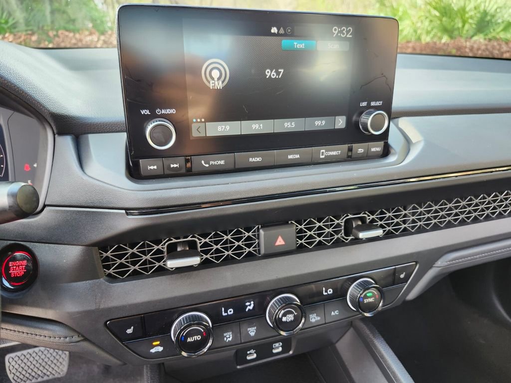 Certified 2023 Honda Accord EX image 26