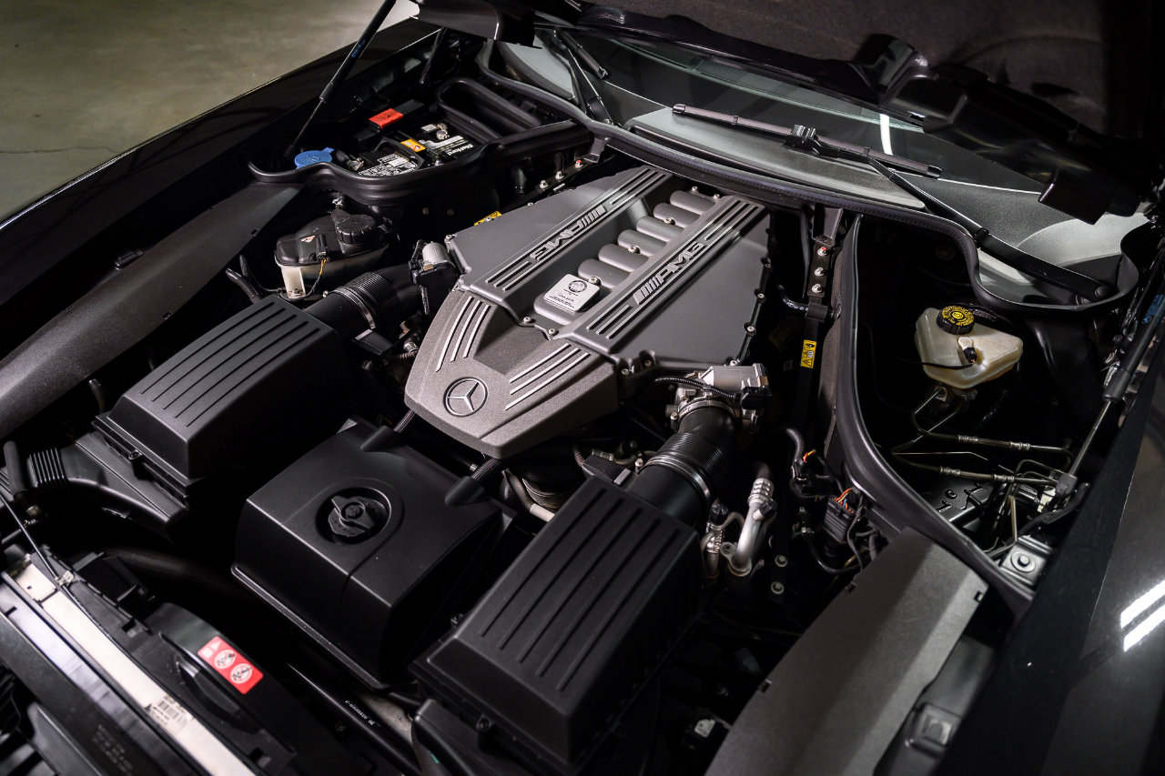 Used 2013 Mercedes-Benz SLS AMG GT Roadster image 25