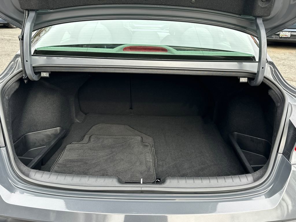 Used 2024 Hyundai Elantra SEL w/ Convenience Package image 6