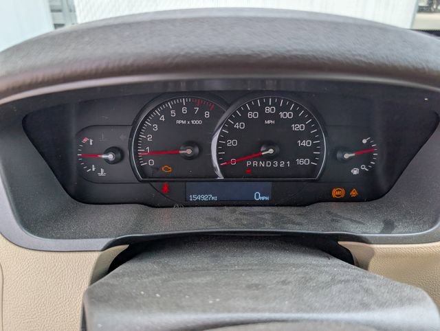 Used 2008 Cadillac DTS w/ Sun And Sound Package FWD image 10