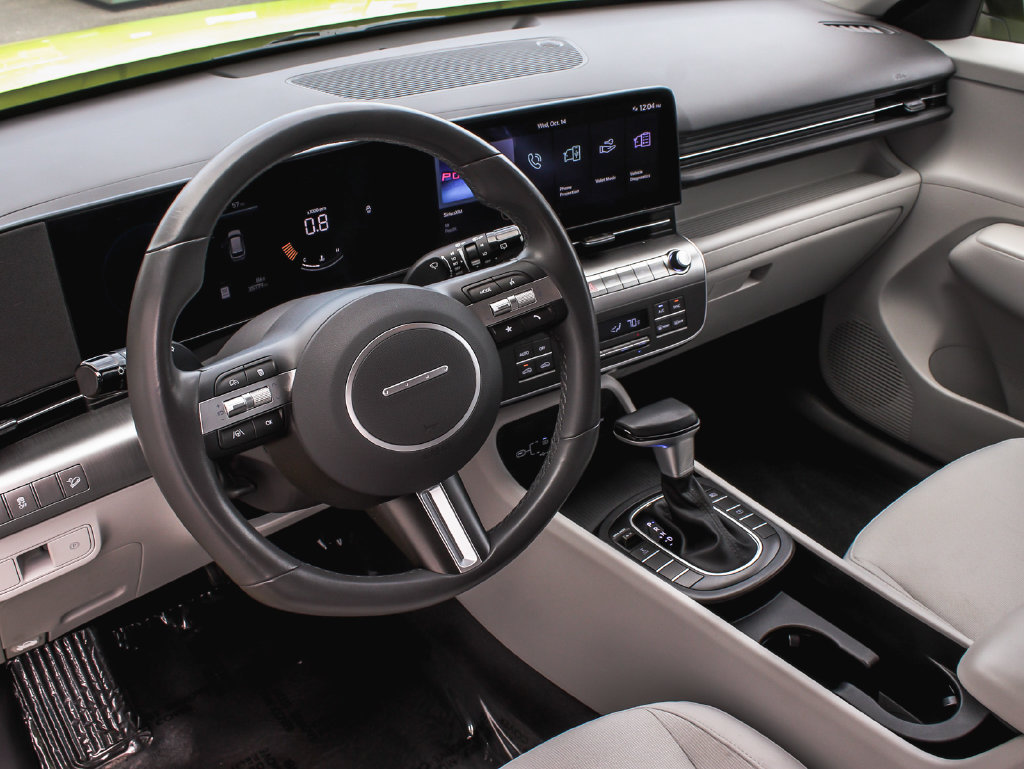 Used 2024 Hyundai Kona SEL AWD/4WD image 15