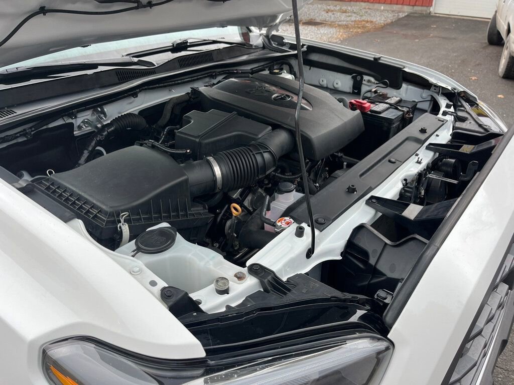 Used 2022 Toyota Tacoma 4x4 Double Cab image 38