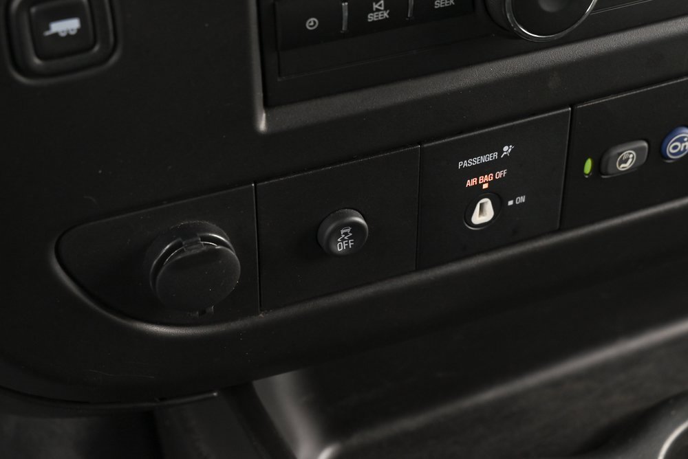 Used 2022 GMC Savana 3500 Work Van w/ Driver Convenience Package image 30