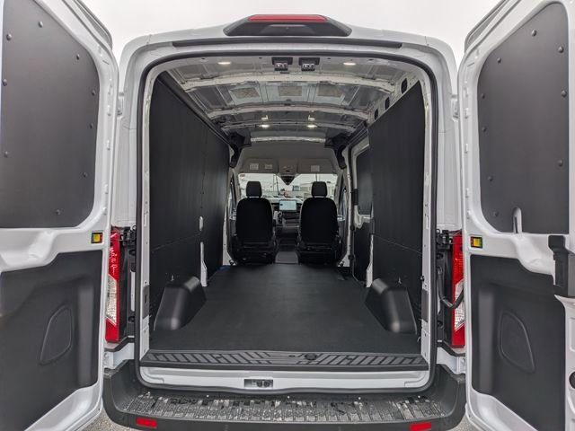 New 2026 Ford Transit 250 148 Medium Roof w/ Load Area Protection Package image 14