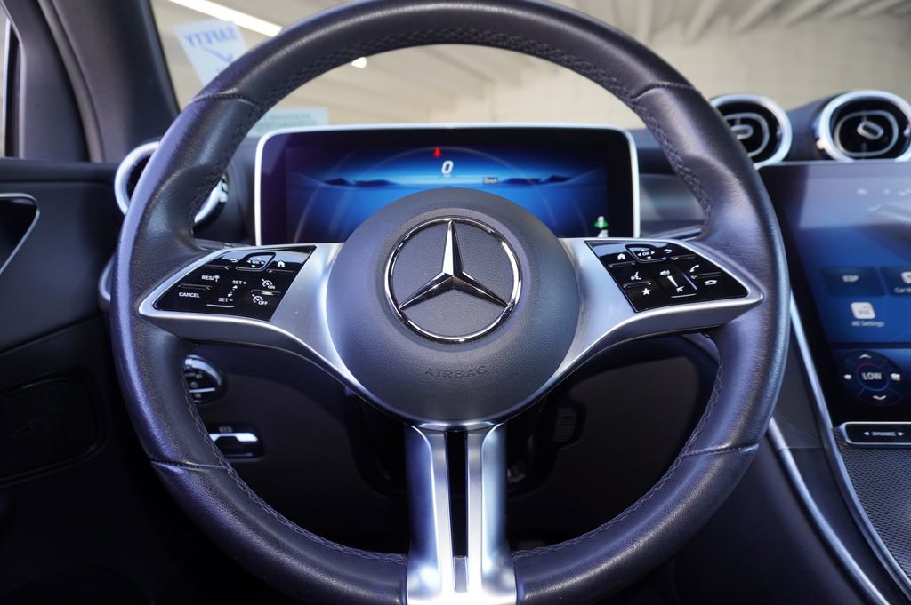 Used 2024 Mercedes-Benz GLC 300 image 19