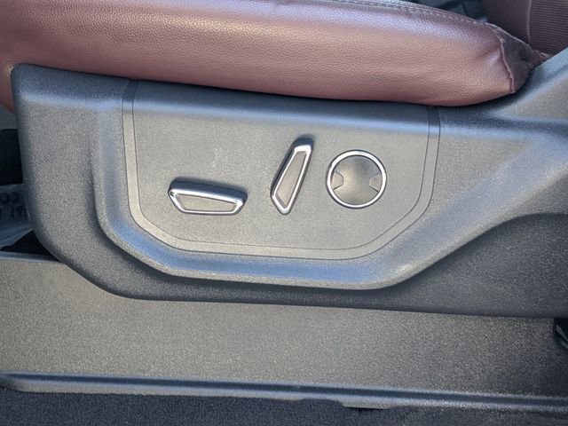 Used 2024 Ford Expedition Limited AWD/4WD image 20