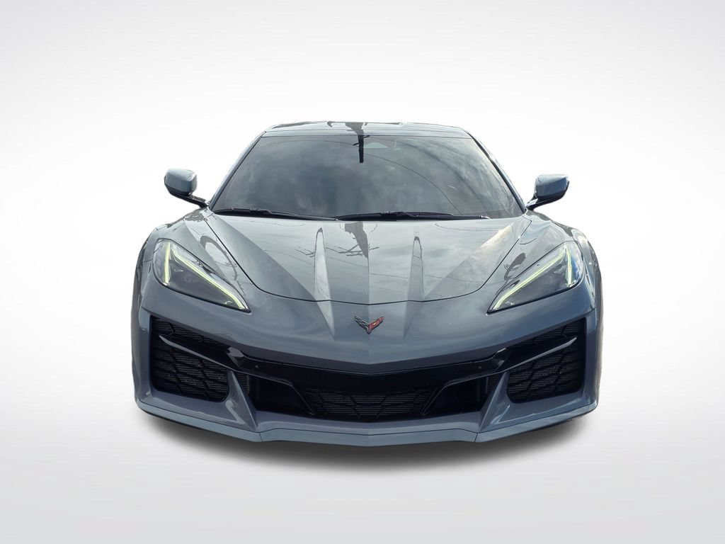 Used 2025 Chevrolet Corvette Z06 RWD image 8