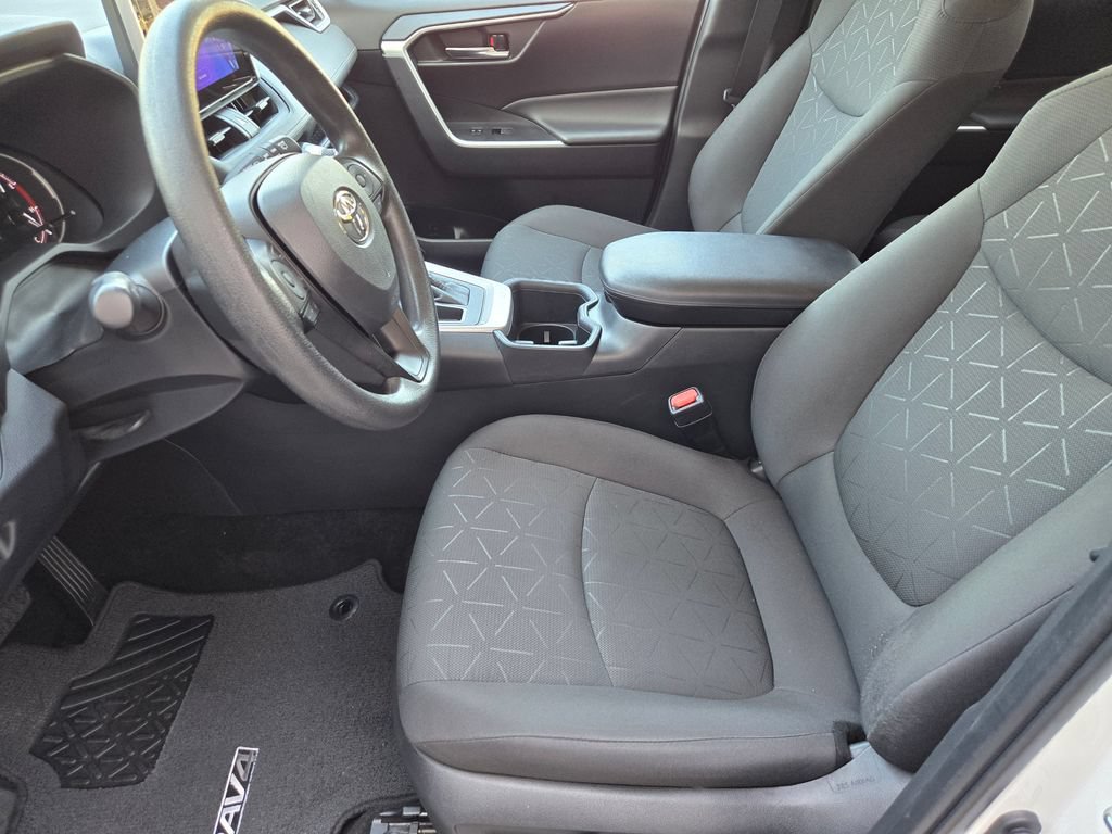 Certified 2024 Toyota RAV4 XLE AWD/4WD image 8