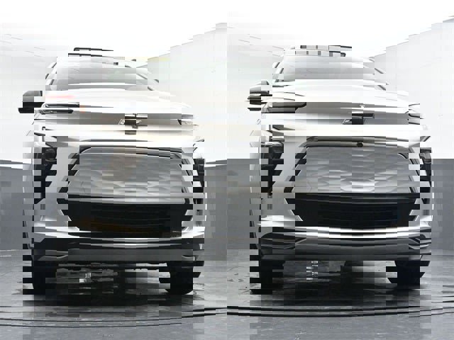 Used 2023 Chevrolet Bolt EUV Premier w/ Sun & Sound Package image 31