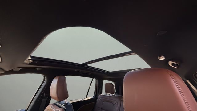 Used 2023 Lincoln Aviator Reserve w/ Equipment Group 201A image 19