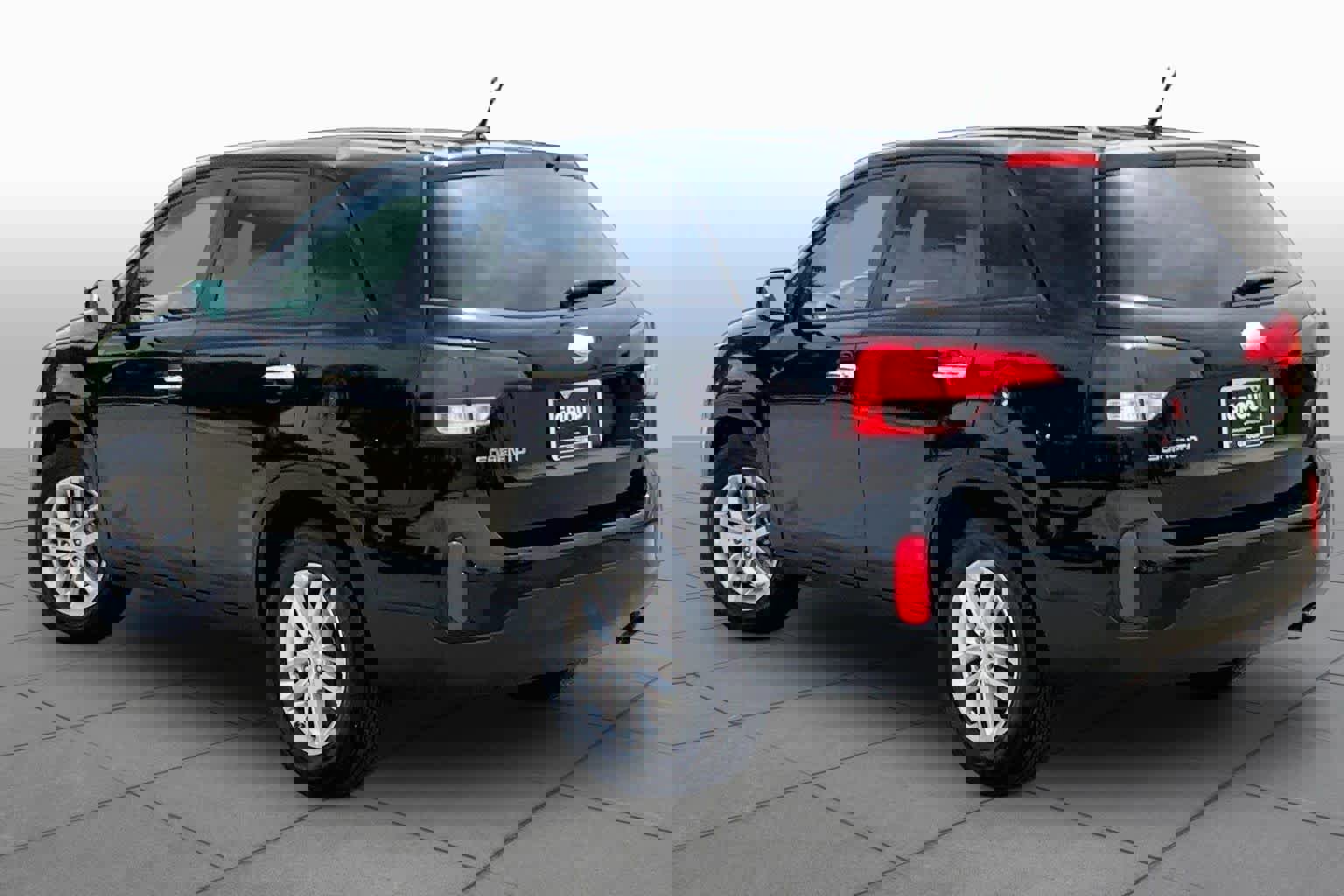 Used 2014 Kia Sorento LX FWD image 11