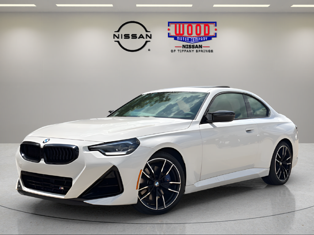 Used 2026 BMW M240i xDrive Coupe AWD/4WD image 4