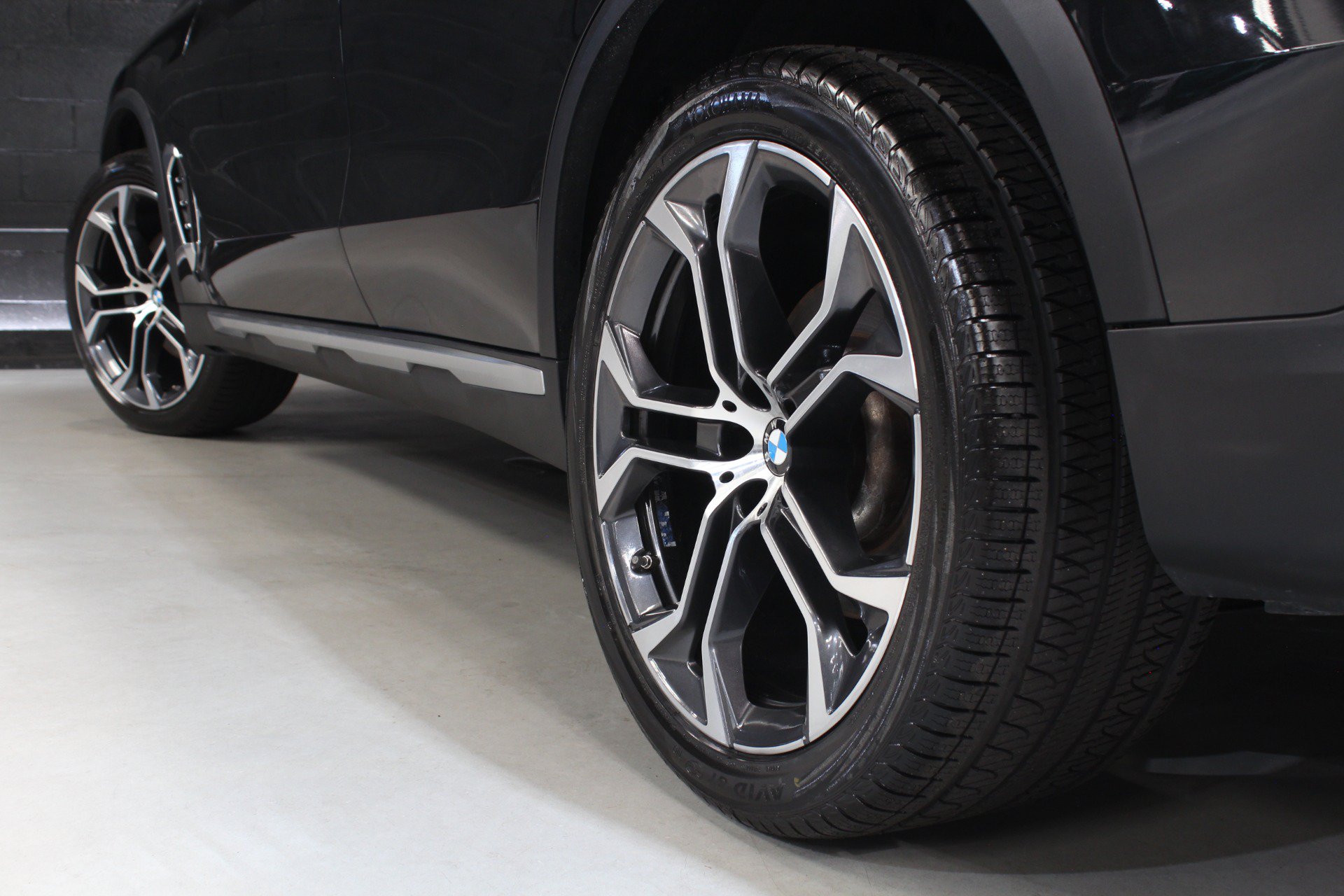 Used 2024 BMW X5 sDrive40i w/ Premium Package RWD image 19