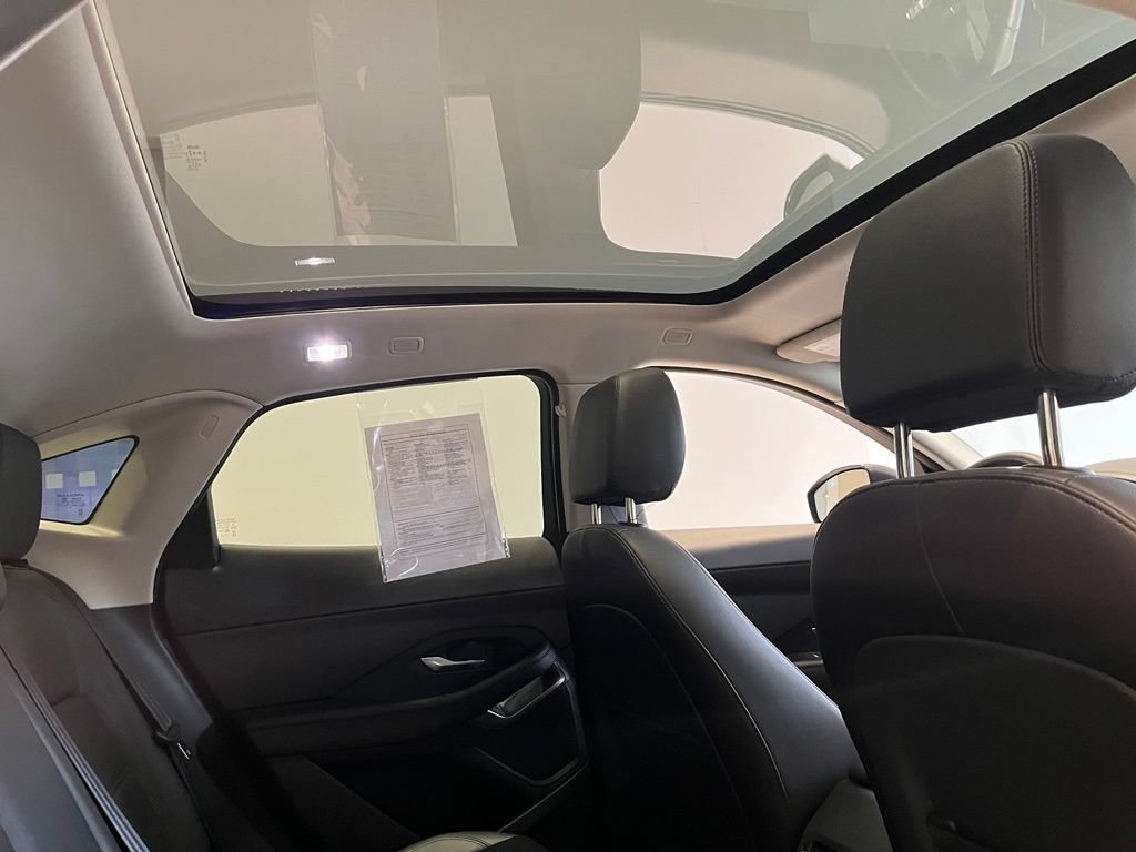 Used 2020 Jaguar E-PACE AWD/4WD image 28