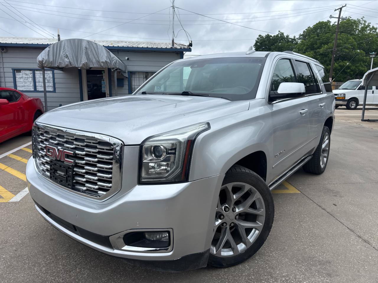 Used 2018 GMC Yukon Denali w/ Denali Ultimate Package RWD video 1